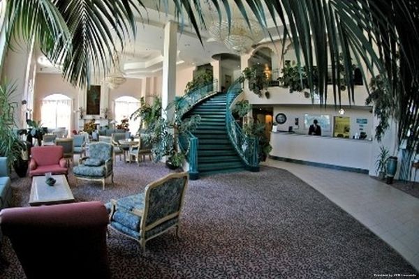 FOREST VILLAS HOTEL (Prescott)